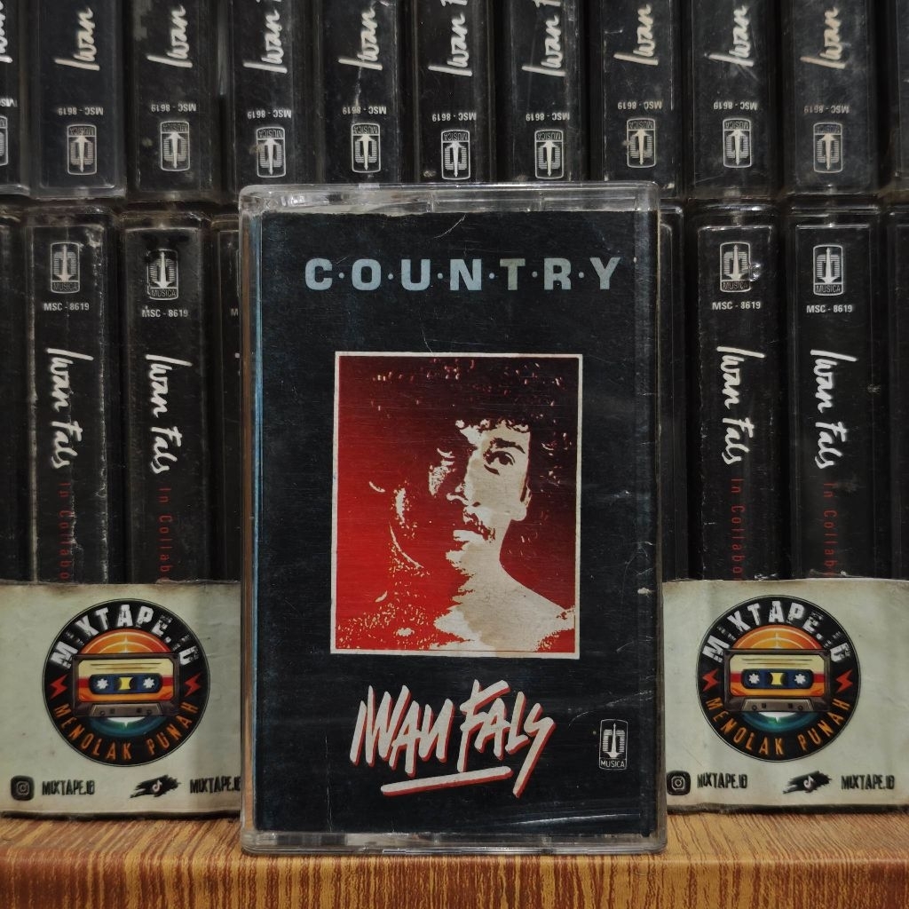 Kaset - Iwan Fals - Country - Radio Tape - Kaset Pita - Radio - Pemutar Kaset - Retro - Classic - Ca