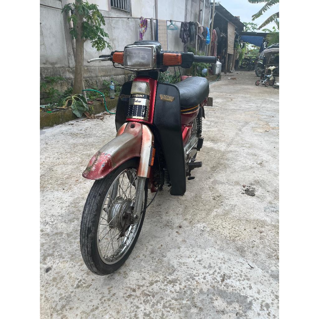 MOTOR SUZUKI RC80 MERAH