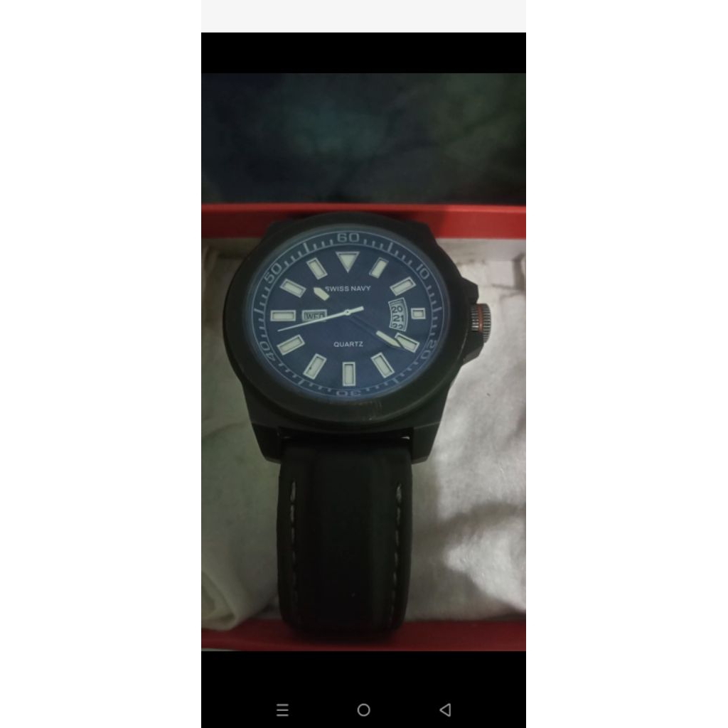 jam tangan Swiss navy second