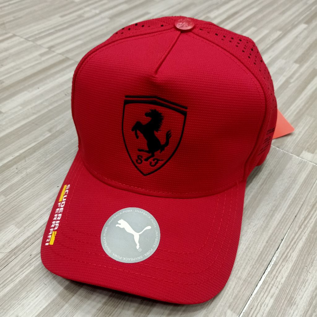 Topi Ferrari Topi Baseball Import