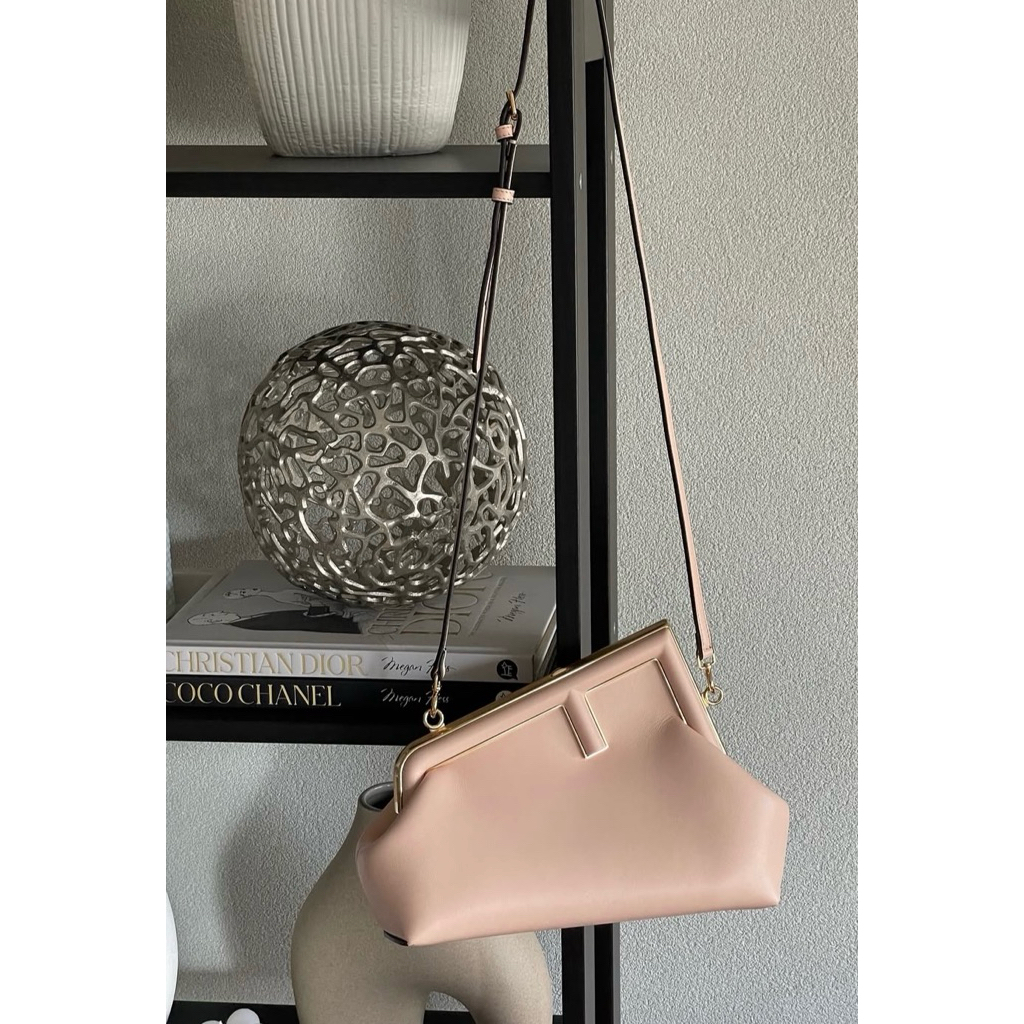 [PRELOVED TANPA BOX/PAPERBAG] - MIRROR TAS FENDI FIRST SMALL BROWN NAPPA LEATHER SHOULDER BAG WITH G