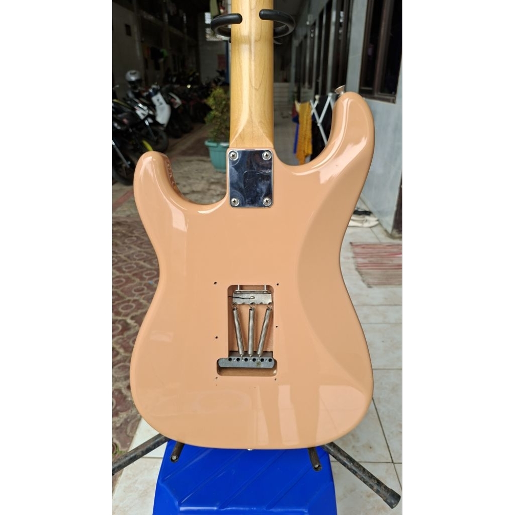 GITAR FENDER ORIGINAL