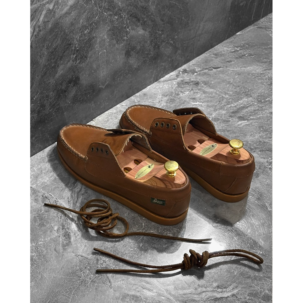 G.H BASS & CO. CAMP MOC JACKMAN PULL UP LEATHER BOAT SHOES