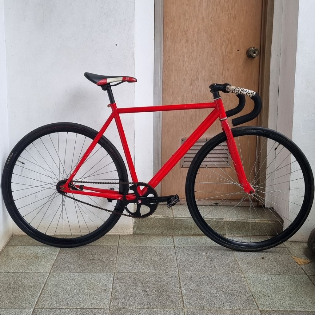 fullbike fixie soloist 02 sz 51 toepedo second