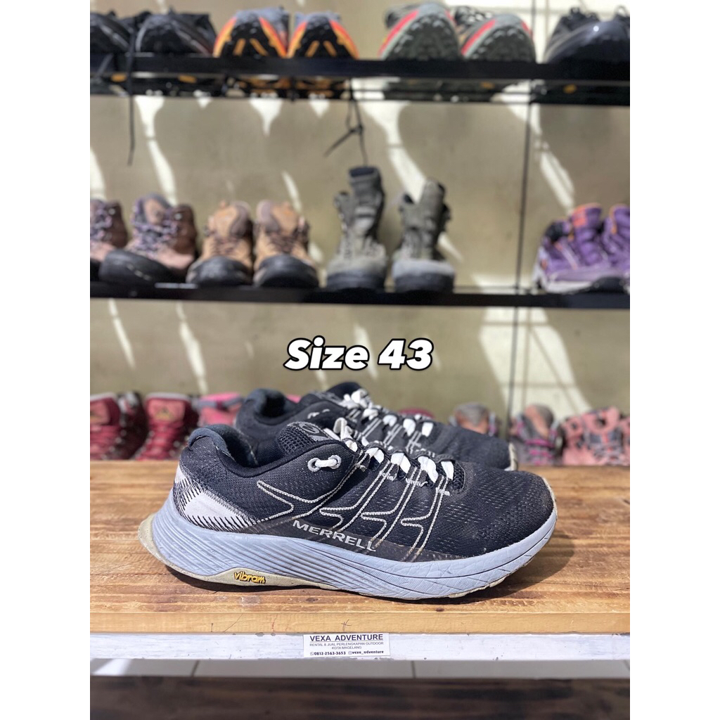 Sepatu Outdoor Merrell