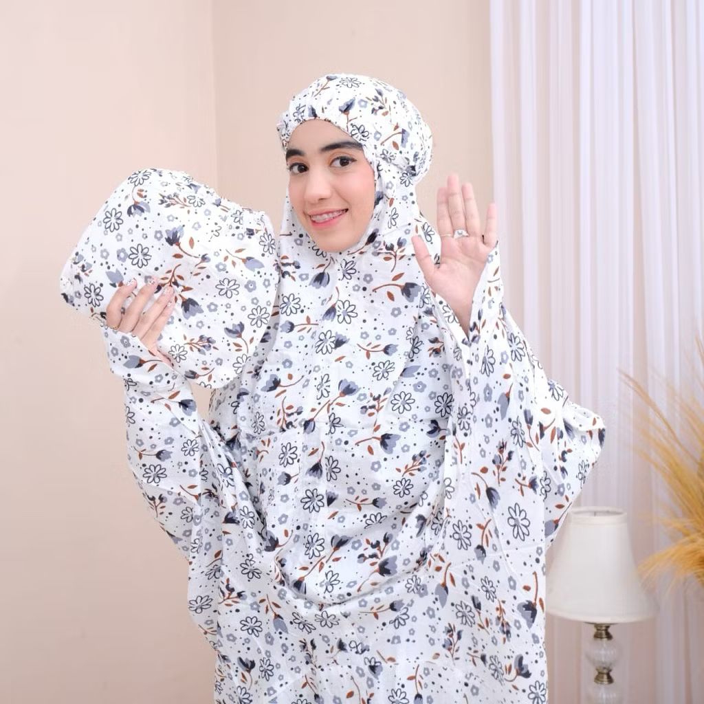 Mukena terusan rayon dewasa jumbo bahan dingin saat dipakai mukena muslim bali lajuran traveling
