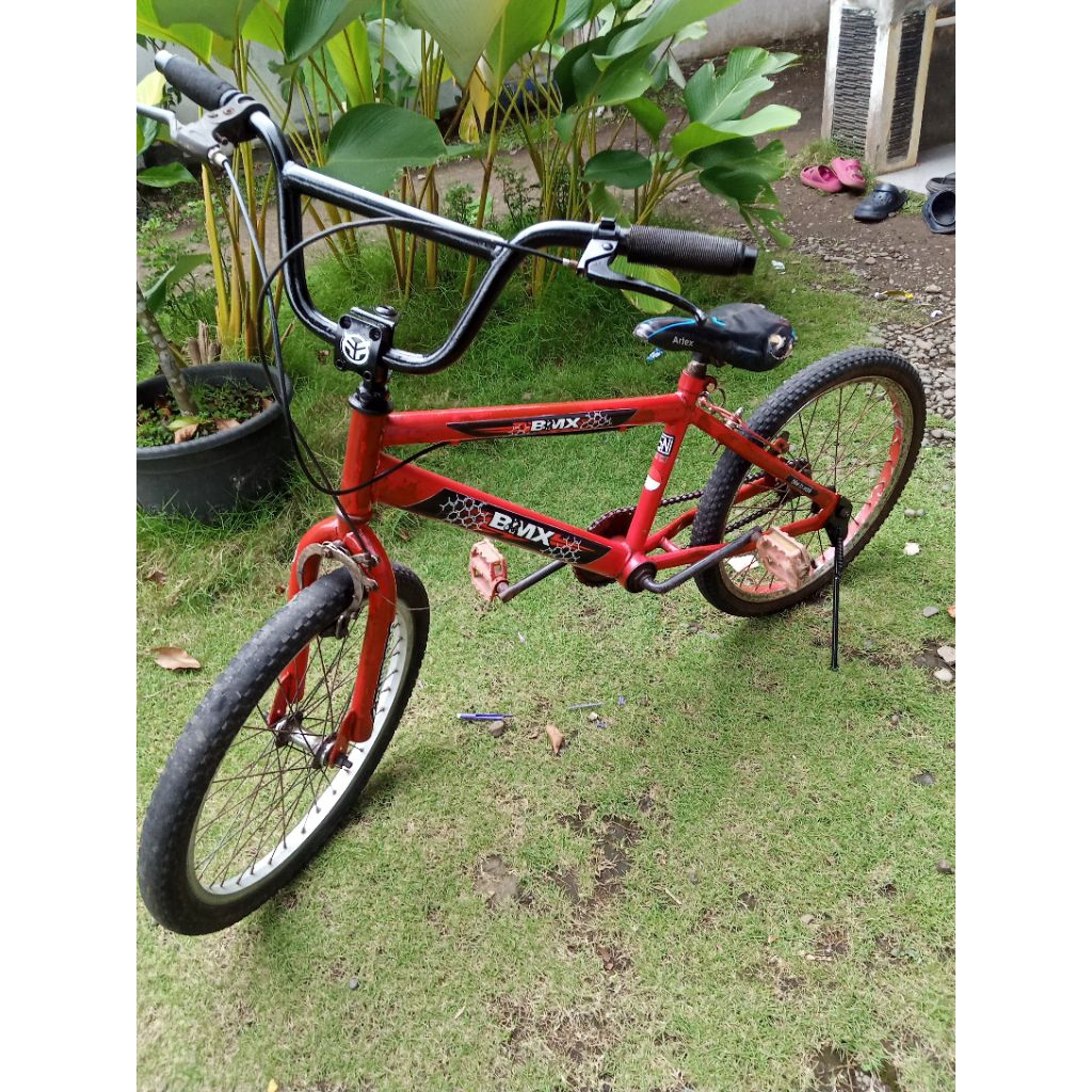 SEPEDA BMX UKURAN 20 BEKAS
