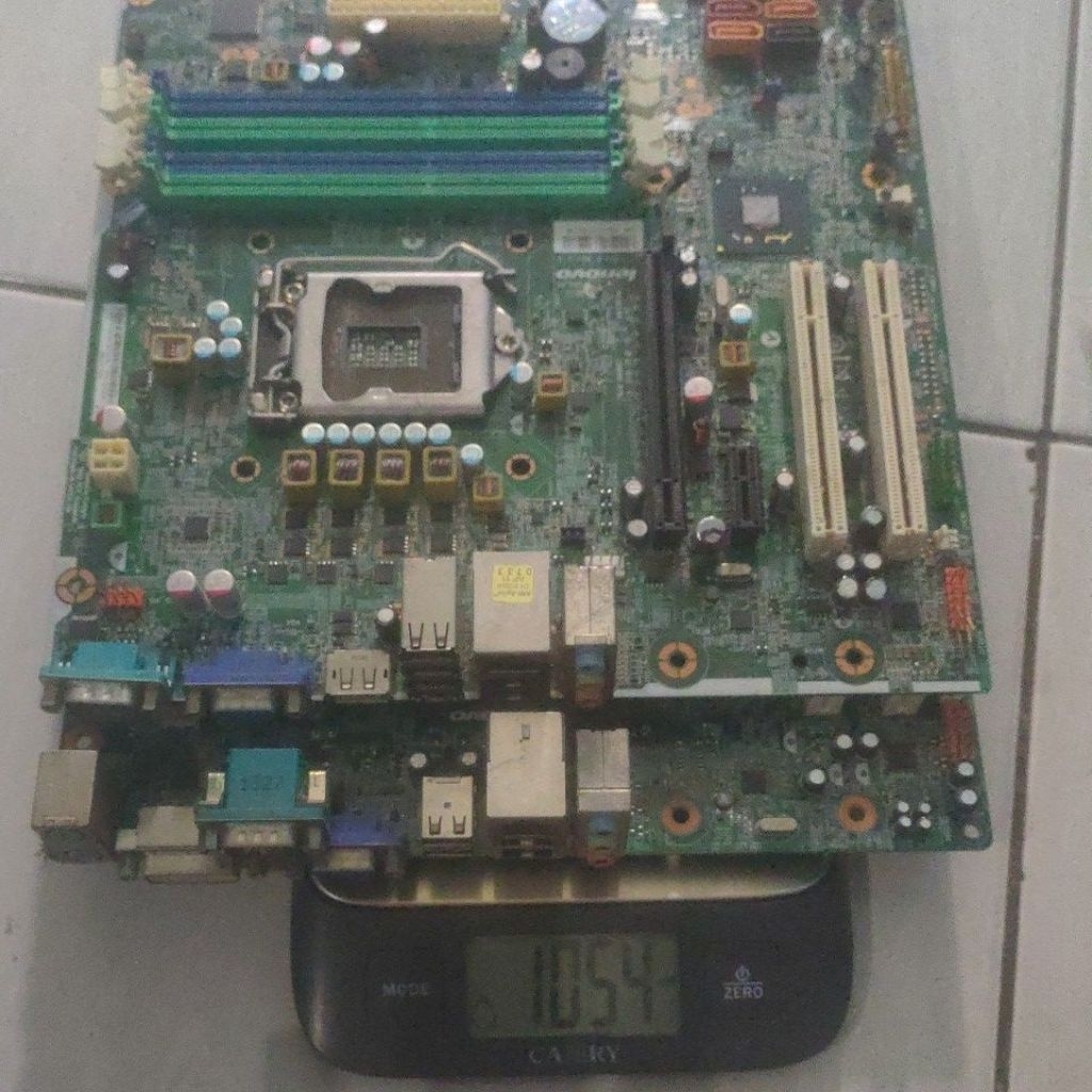 mainboard pc chip kaca dua keping rusak