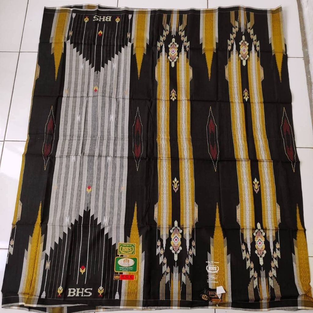 SARUNG BHS SGC GOLD SUTERA SPUNSILK 210 WARNA HITAM LIMITED EDITION
