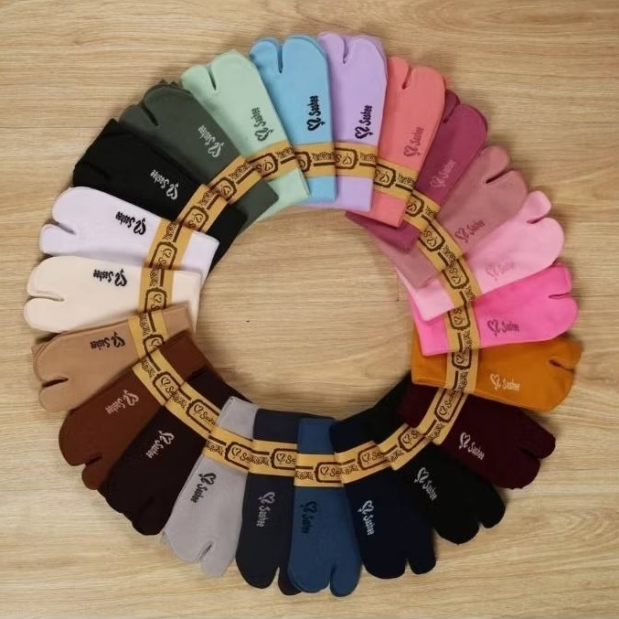 [1 Pasang] Kaos Kaki Jempol Polos Sashee Panjang Sebetis Kaoskaki Muslimah Kauskaki Jempol Kaus Kaki