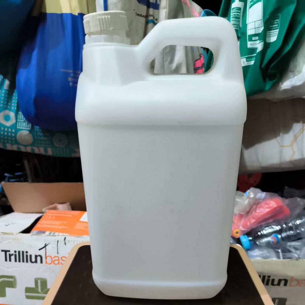 Jerigen 5 Liter Bekas
