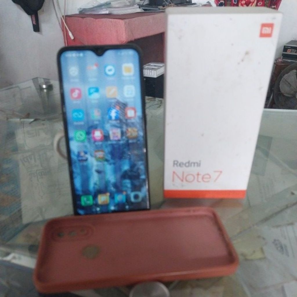 Xiaomi Redmi Note 7 RAM 3/32GB – Normal – Layar Bergaris (Baca Deskripsi) second