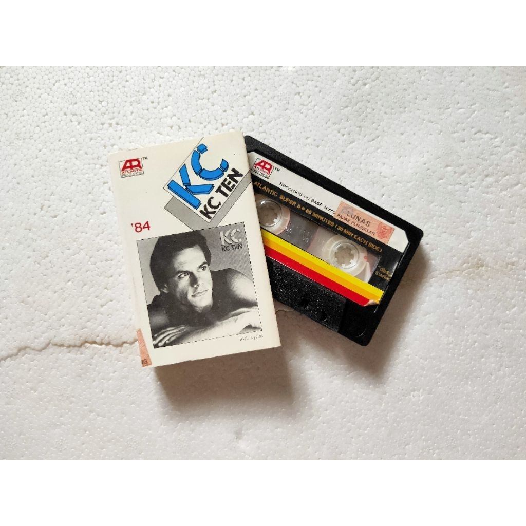 kaset pita electronic funk soul KC ten not abba