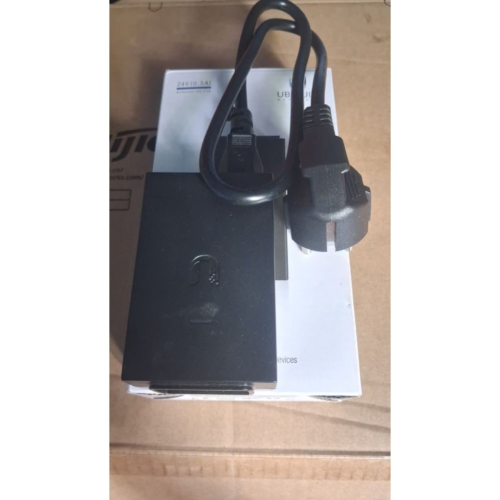Ubiquiti POE 48V 0.5A / POE injector 48V 0.5A