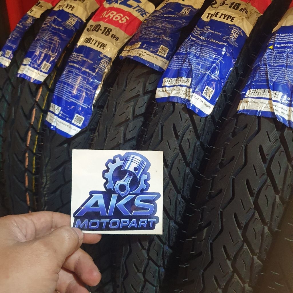 Ban luar IRC NR65 Ring 18 275 300 rx king scorpio megapro tiger gl pro