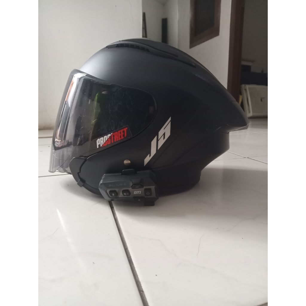 helm MLA