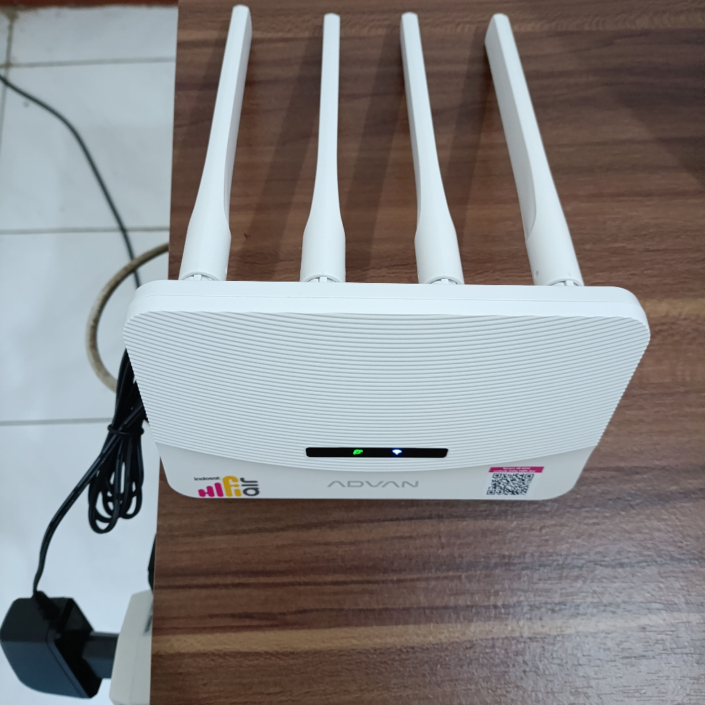 Indosat Modem Wifi Advan + SIM Card