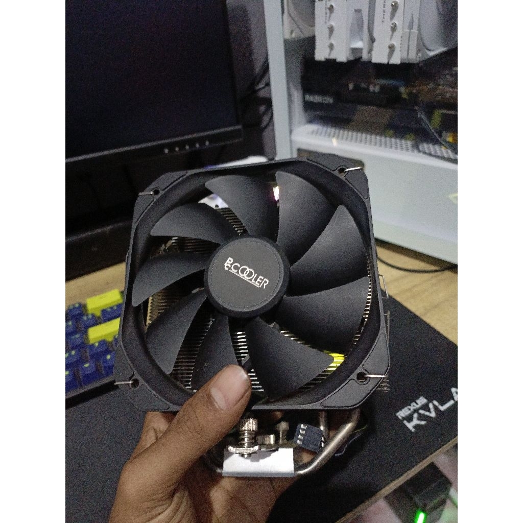 pccooler paladin 400 breket am4 no box (bekas)