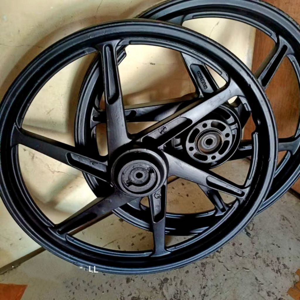 velg pelek satria 2T dua TAK ori copotan 1set
