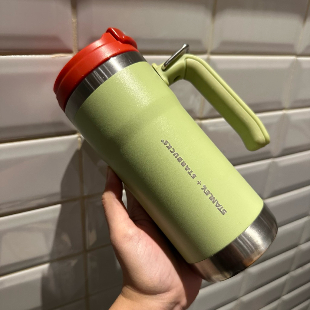 Preloved Tumbler Starbucks x STANLEY Green With Handle Holiday 2022 Edition Stainless Steel Original