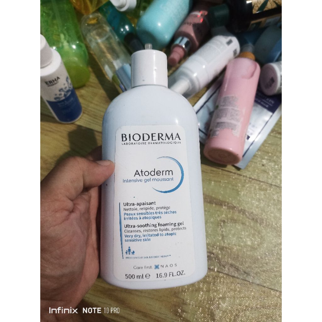 Bioderma Atoderm Ultra Soothing Foaming Gel
