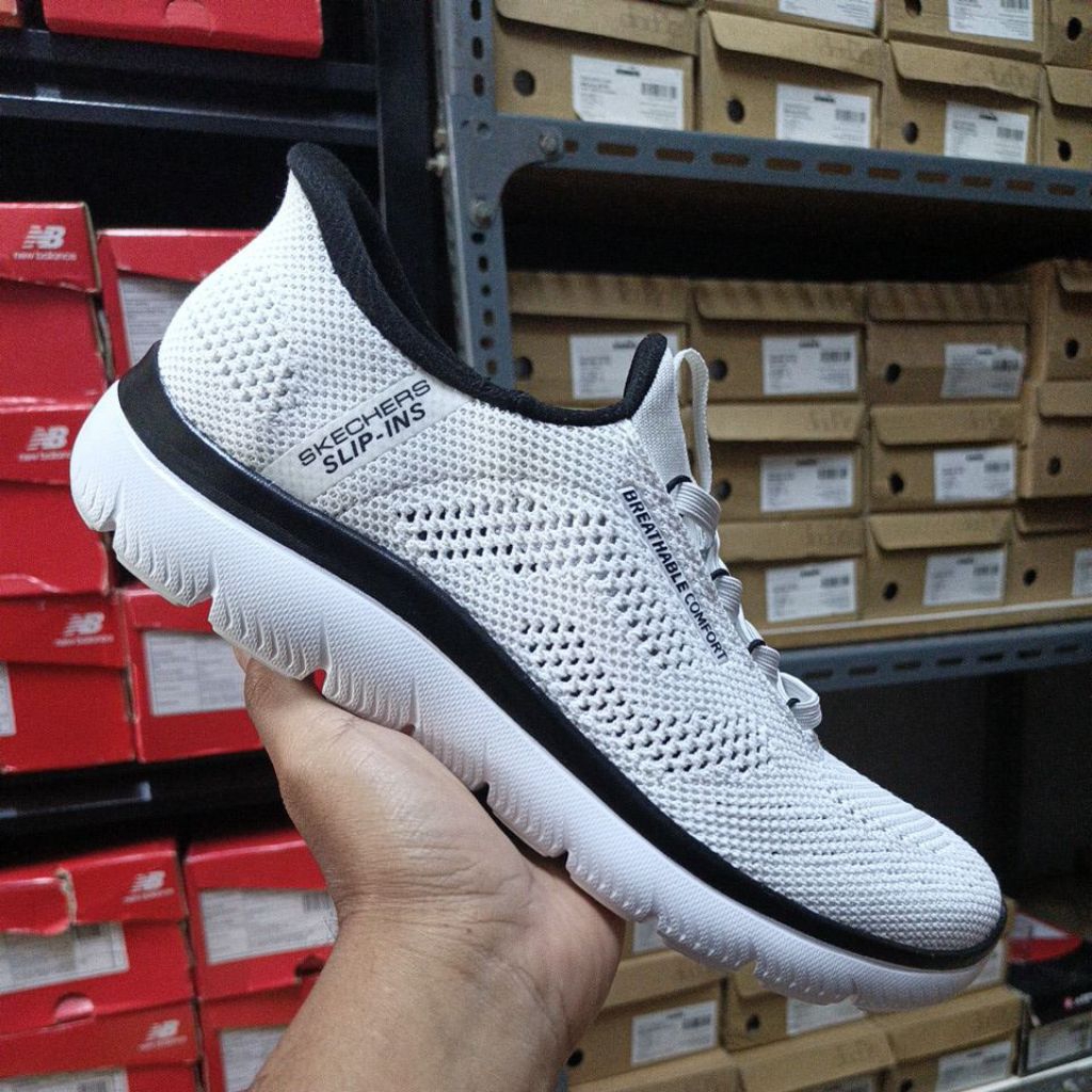 Sepatu Skechers Summits Perfo White Black Slip ins Original Resmi Sport Station
