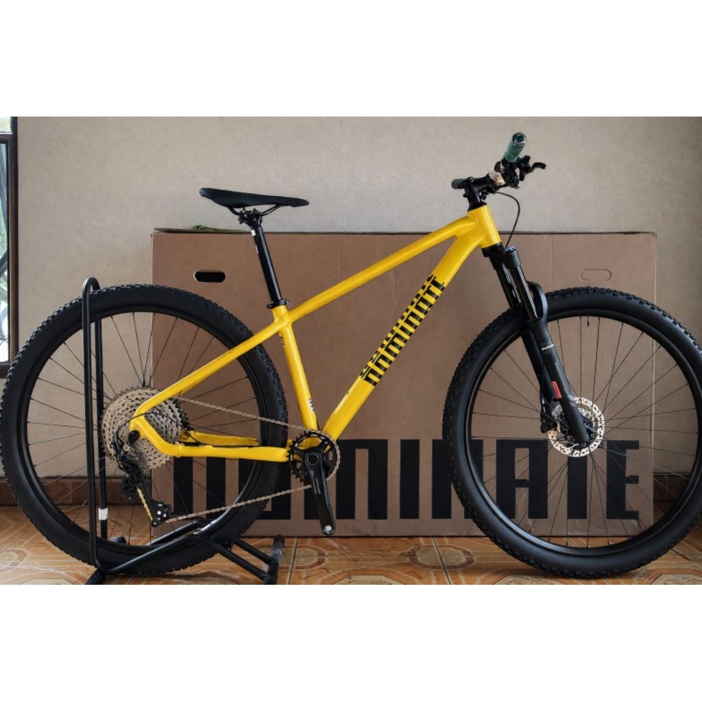 Sepeda dominate axc 2 comp r