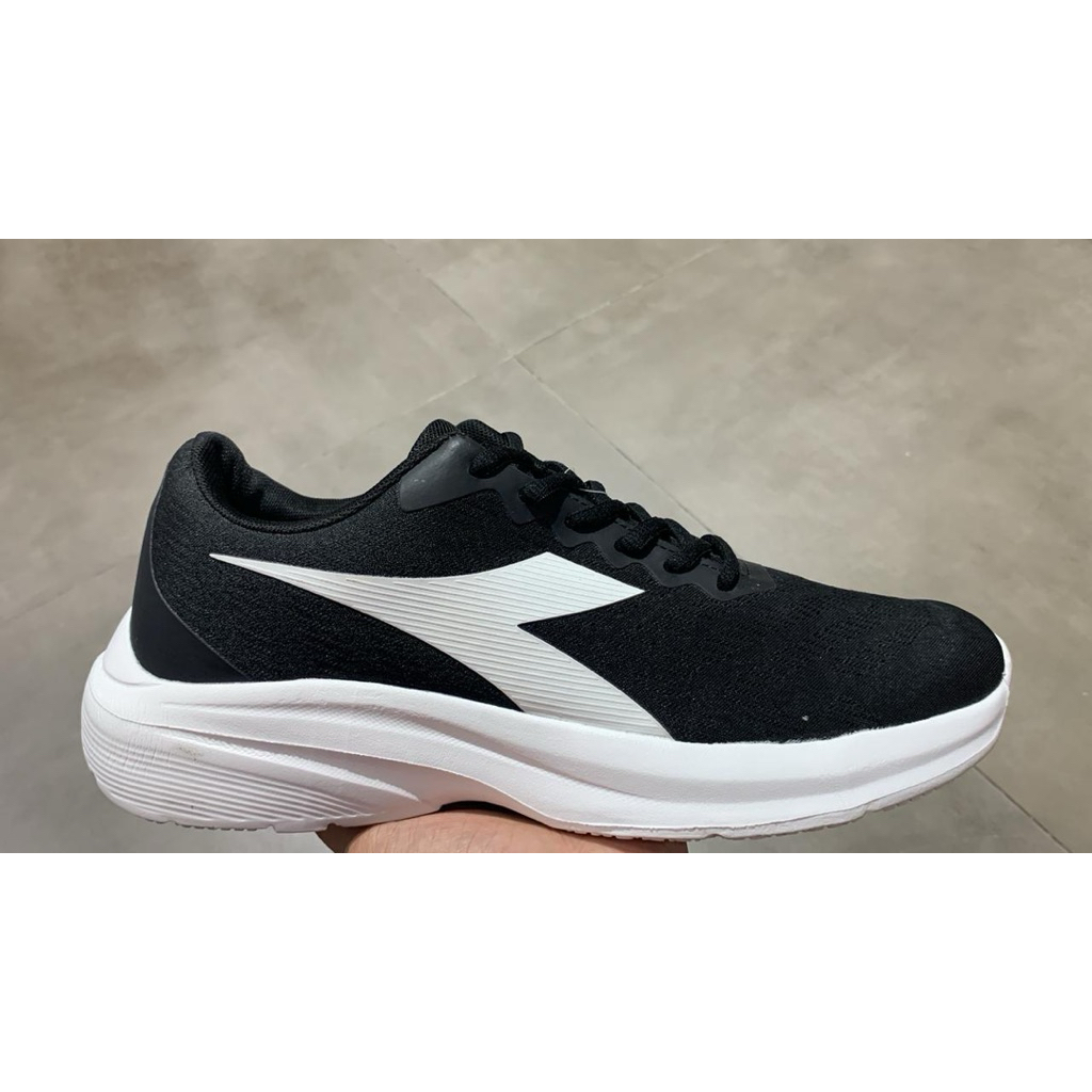 DIADORA Noken Women Running Shoes - Black
