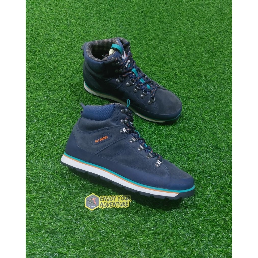 sepatu gunung outdoor Mlimited size 40½