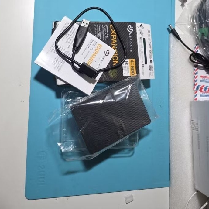 hdd external seagate expansion 4Tb