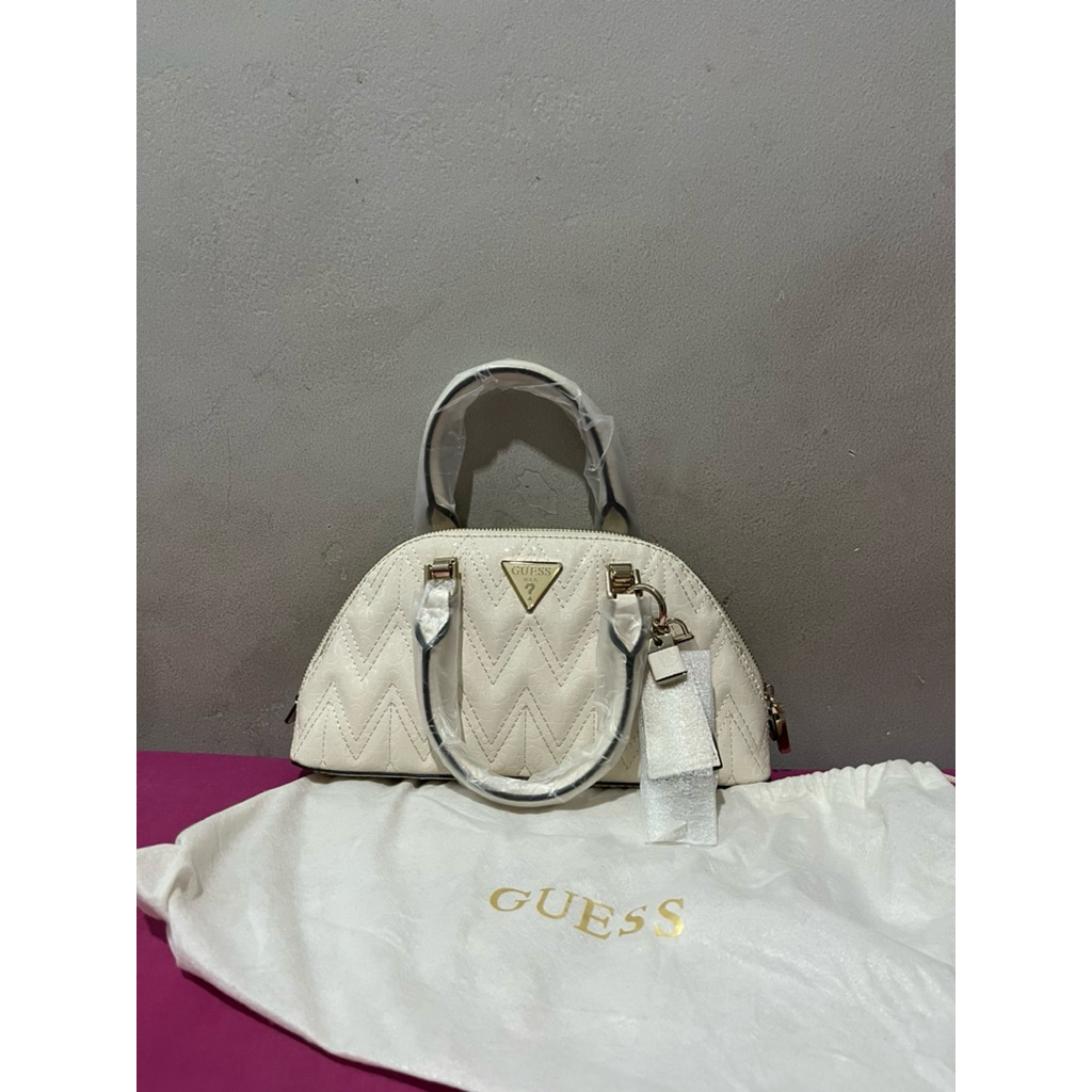 Preloved Tas Guess Mini Satchel