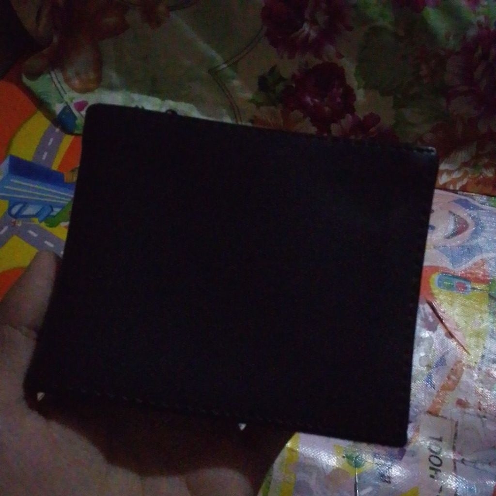 dompet Levis bekas