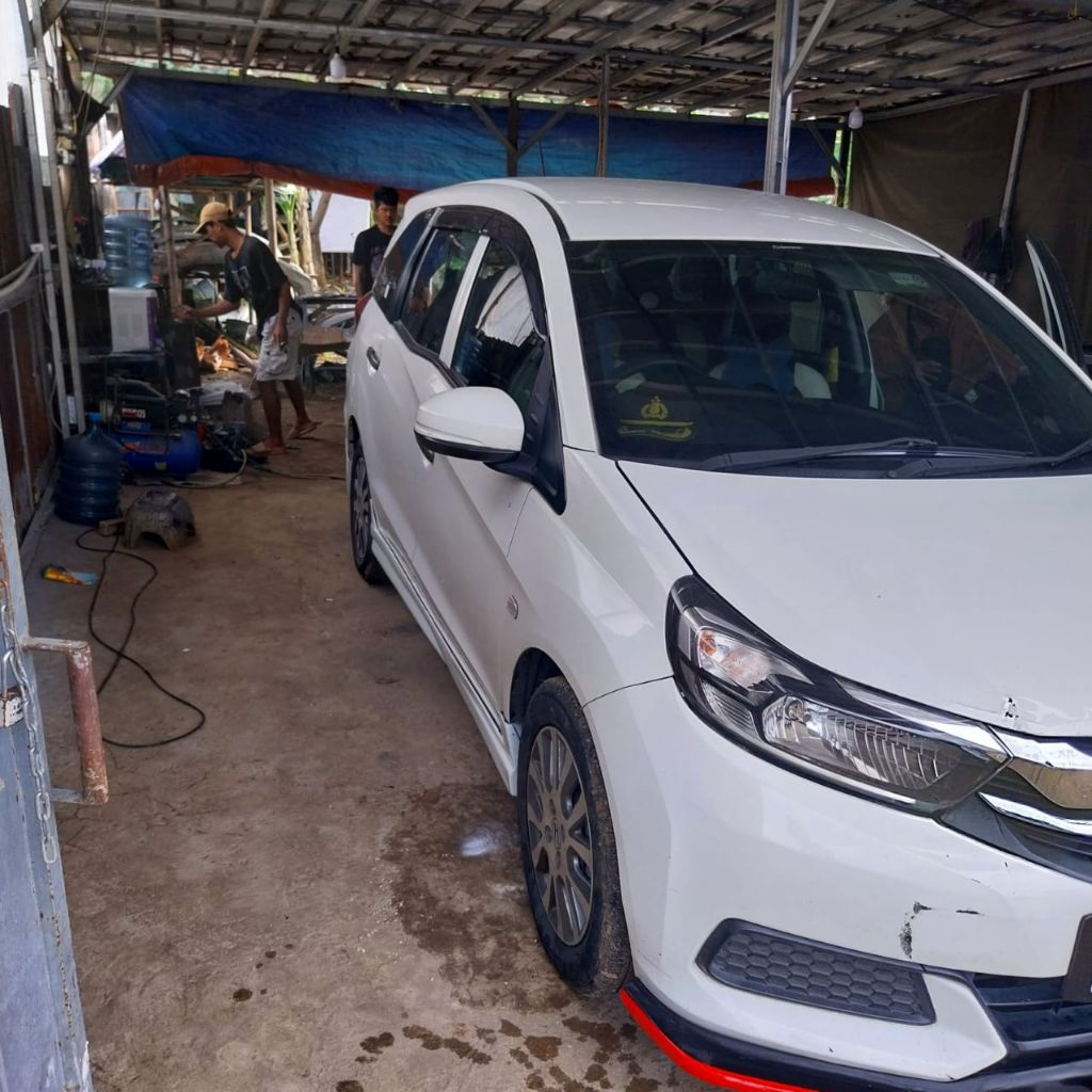 Bodykit mobilio RS