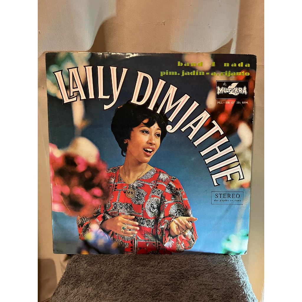 Vinyl Laily Dimjathie, Band 4 Nada – Laily Dimjathie / Piringan Hitam Laily Dimjathie, Band 4 Nada –