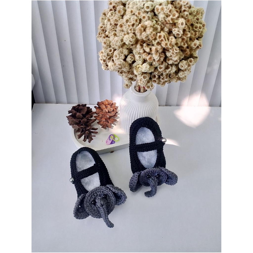 sepatu bayi RAJUT GAJAH untuk bayi Cewek cowok mulai umur 0 - 1 tahun