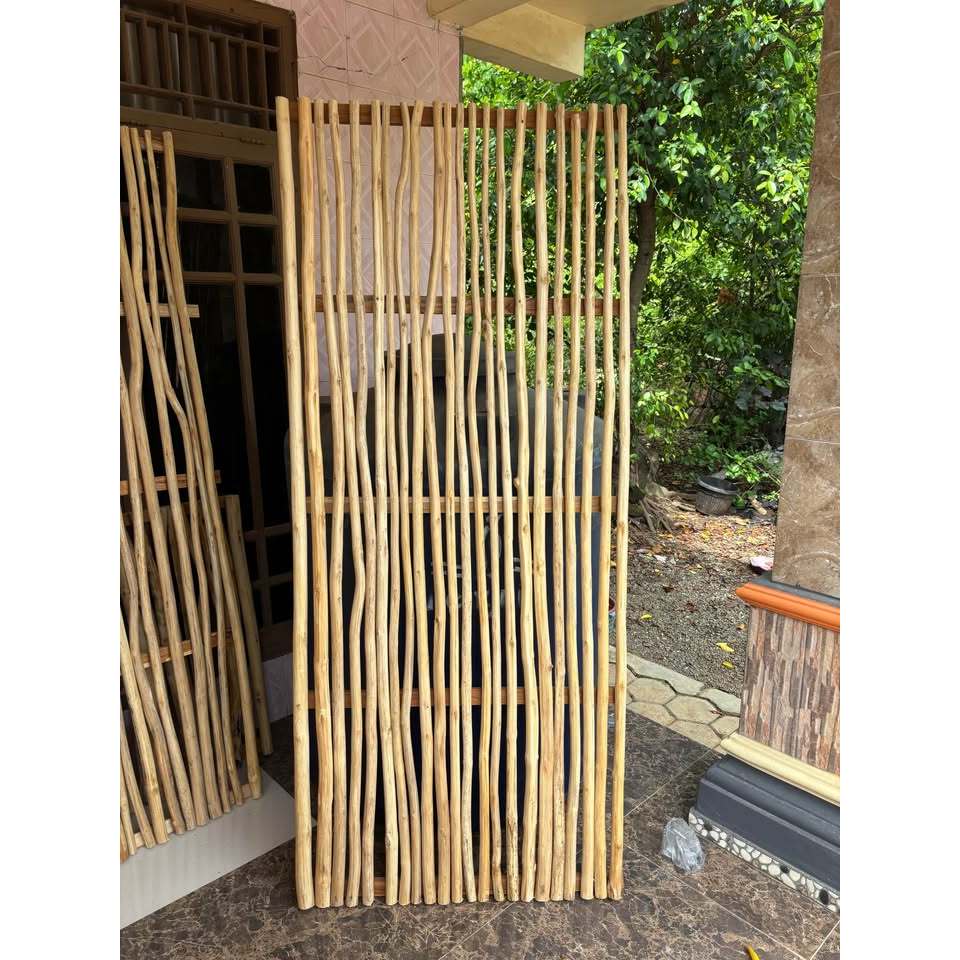 Ranting Kayu Jati / Plafon Ranting Jati / Partisi Ranting Jati / Ranting Jati Murah / Papan Platy Bu