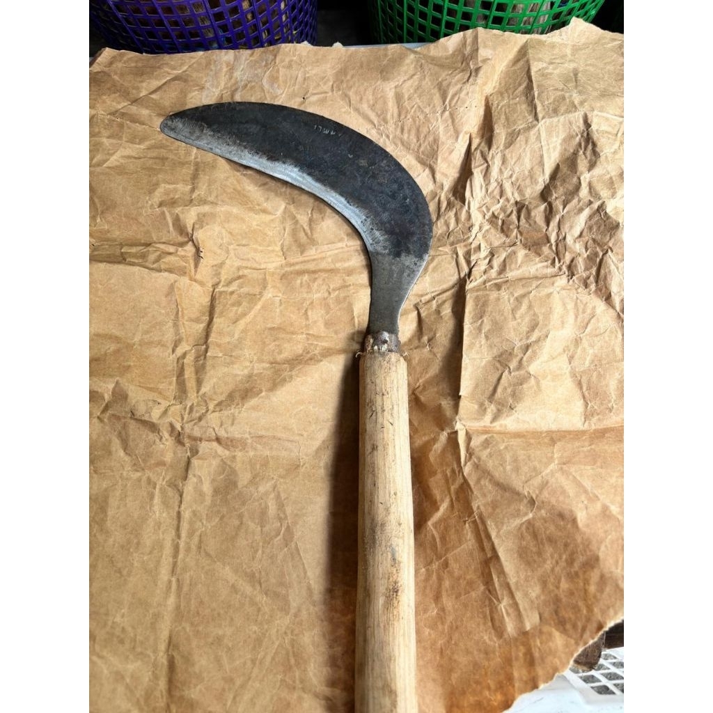 aret potong rumput baja per