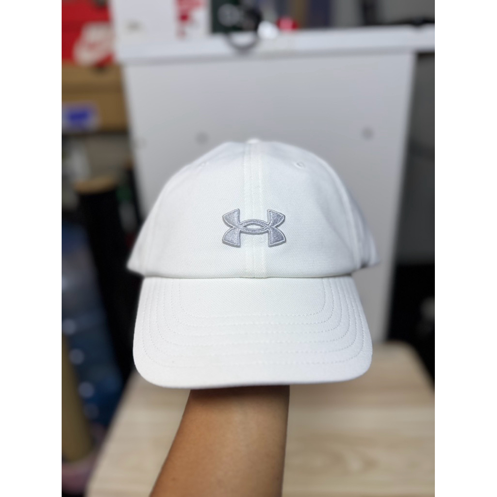Topi UNDER ARMOUR Putih / Original New