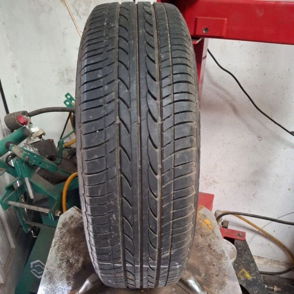 Ban copotan Bridgestone B250 185 65 R15