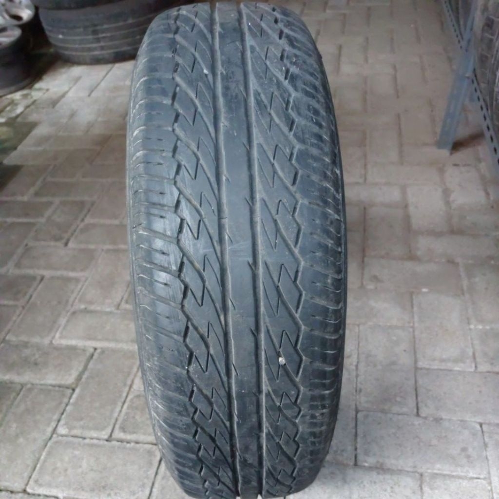 Ban Second 185/65 R15 88H Dunlop SP Sport Copotan