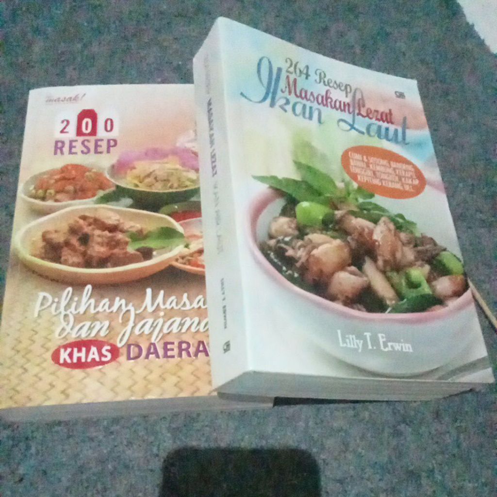 Buku masakan Tebal