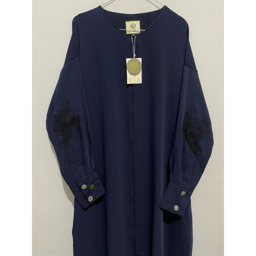 NWT itsar syari najran abaya