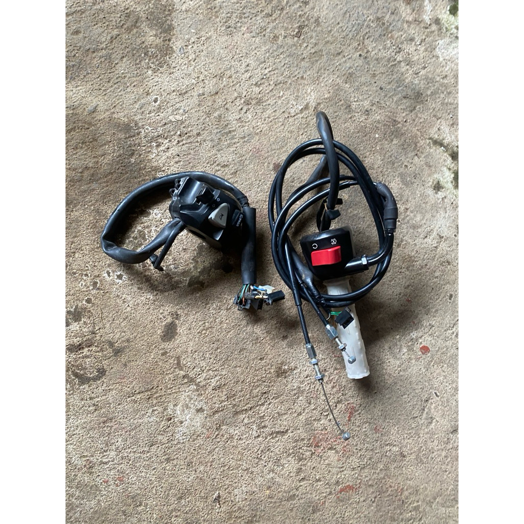 holder kanan & kiri original crf set