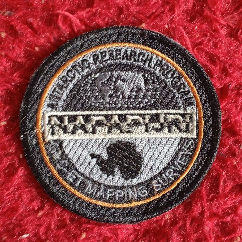LOGO BORDIR KOMPUTER NAPAPIJRI OUTDOOR