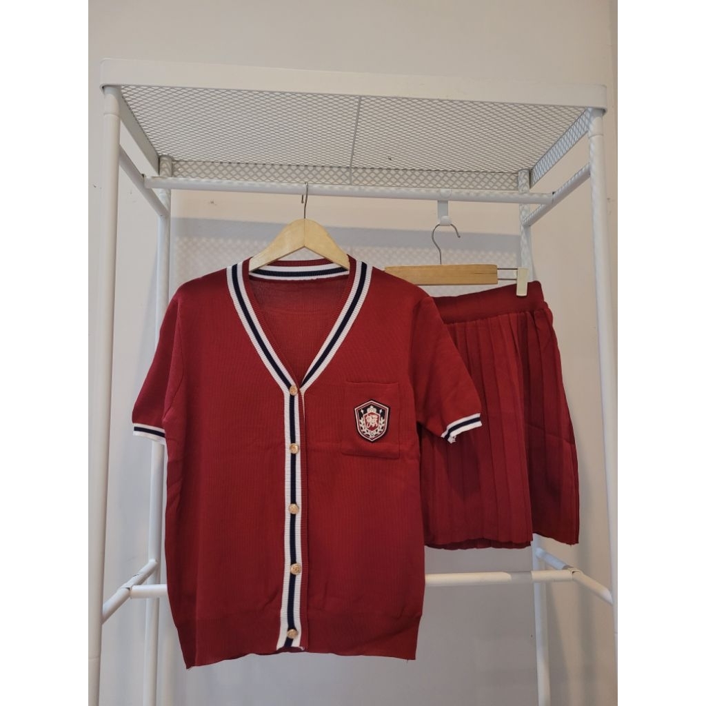 Korean Style Set Cardigan Rok Lipit Knit Red  Merah Grey Imlek Bangkok Bkk