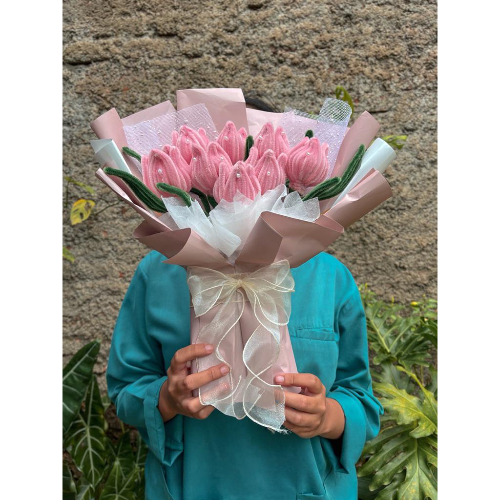 Juleashop Blush Tulip/ Buket Bunga Tulip/ Buket Wisuda/ Buket Lamaran/ Florist/ Buket Pink