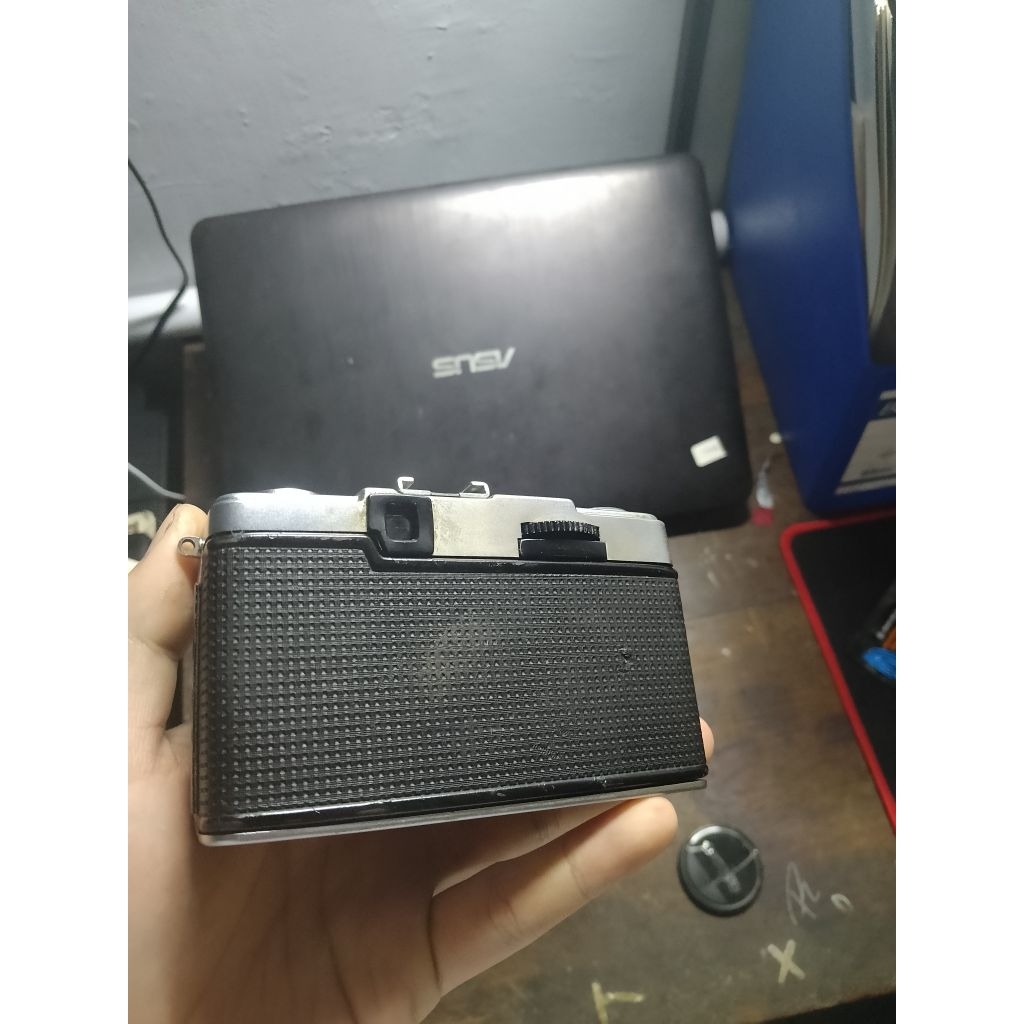 kamera analog half frame olympus pen ee3