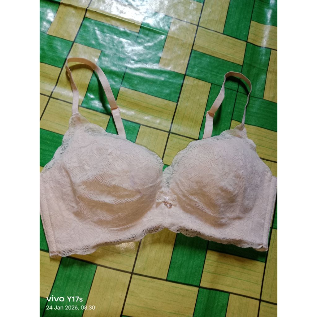 bh ukuran 38 ya bebb ada busa
