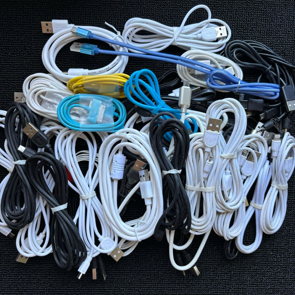 KABEL DATA ANDROID & IPHONE CUCI GUDANG