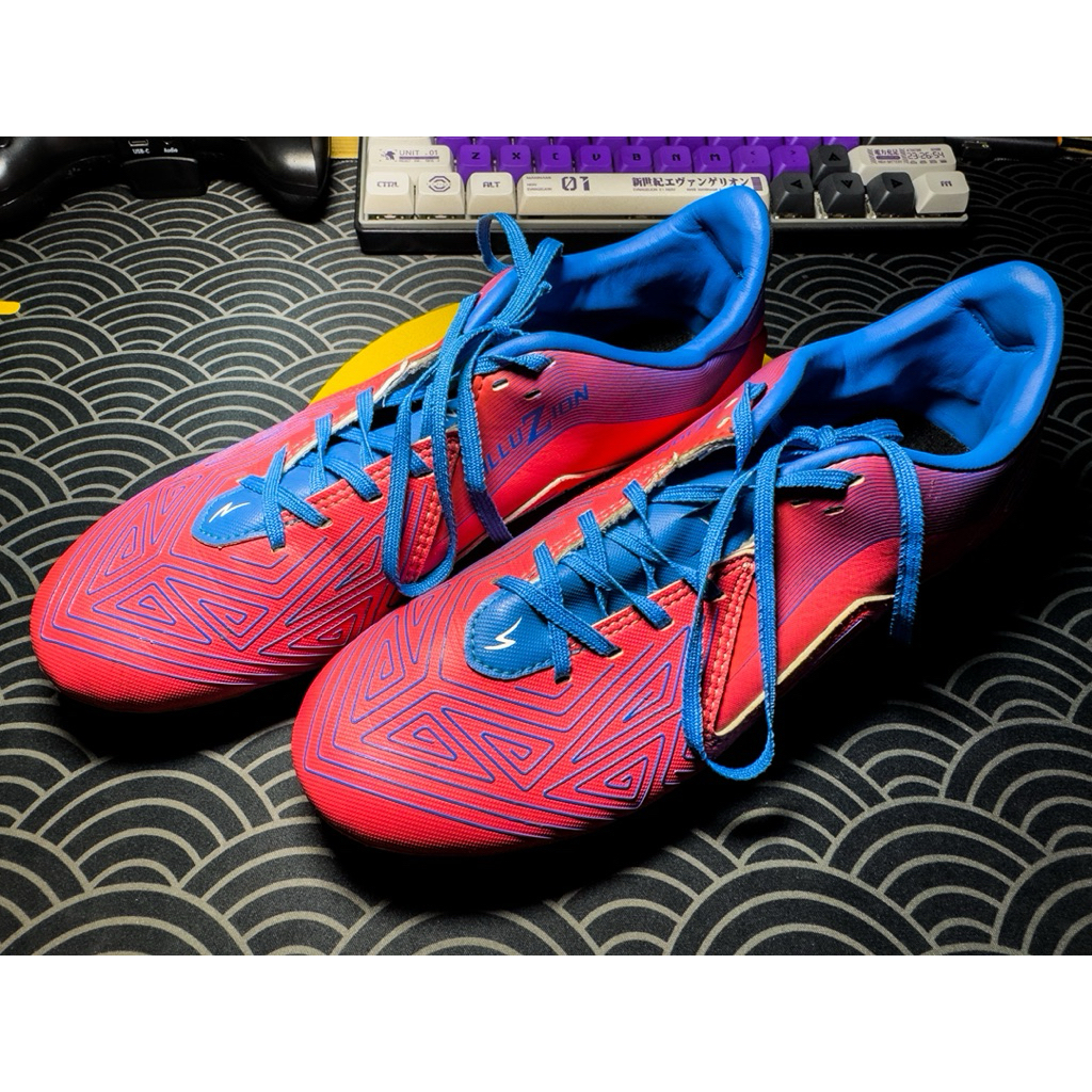 Sepatu Bola SPECS Accelerator